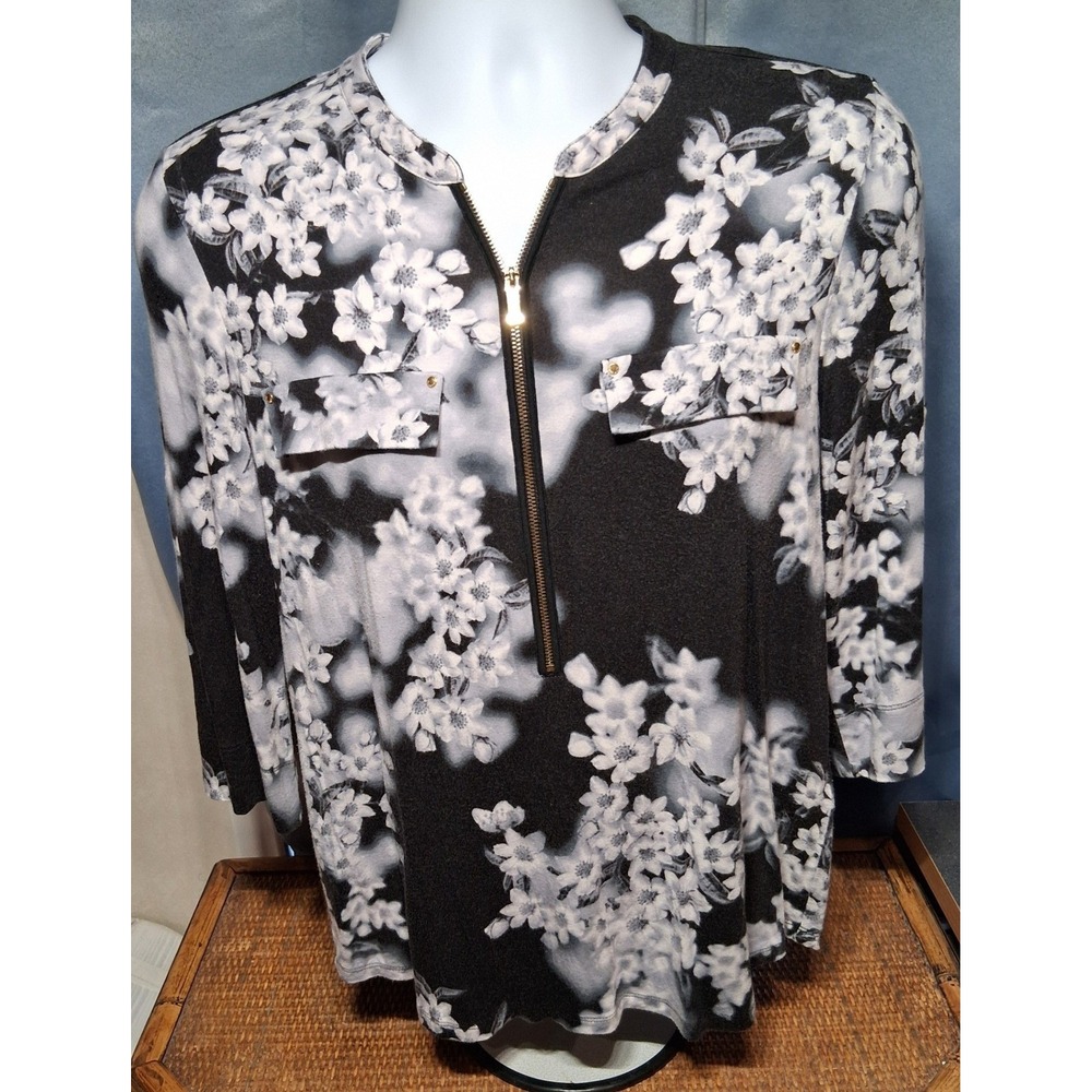 Calvin Klein Womens Floral Half Zip Blouse Blk/ Wht 3/4 Roll Sleeve M4VH6843